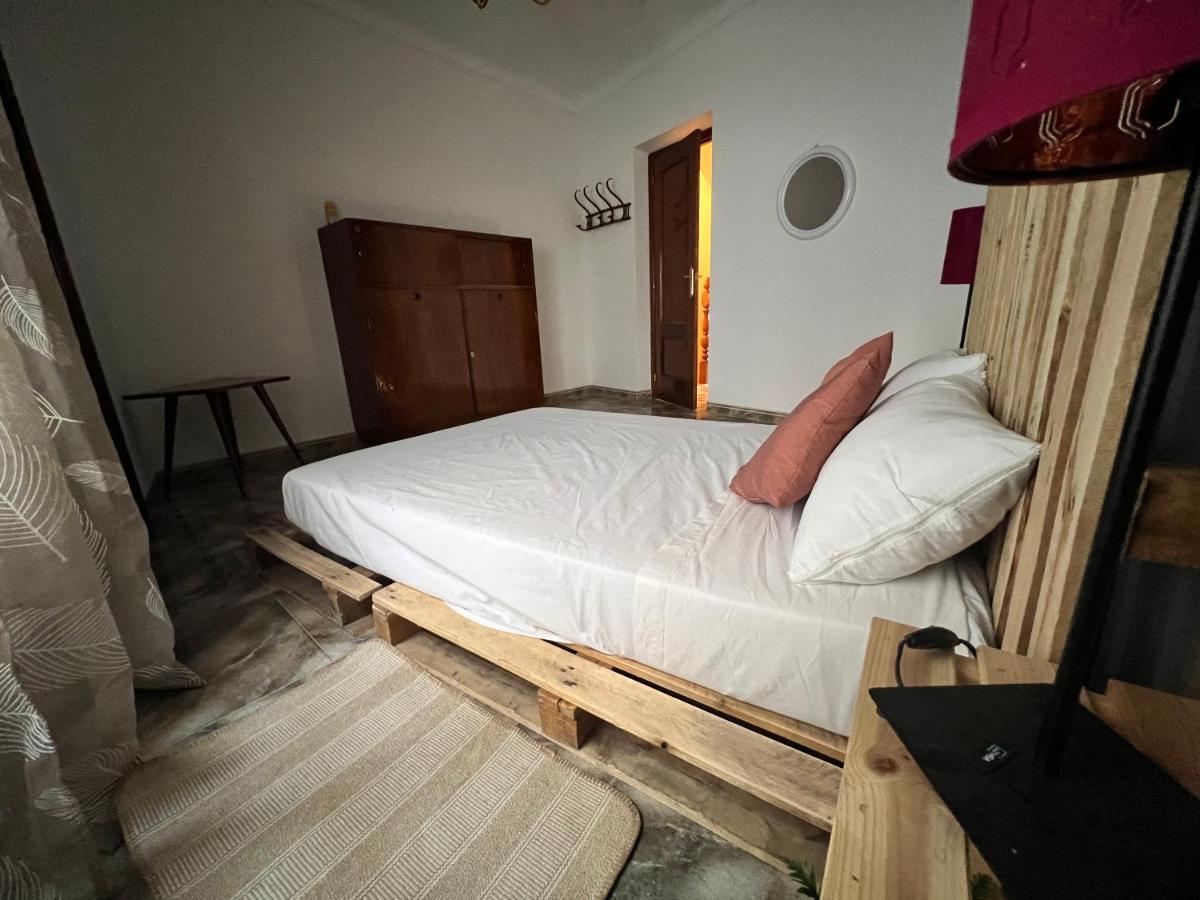 Las Parras House - Casa En Torredelcampo Ngoại thất bức ảnh