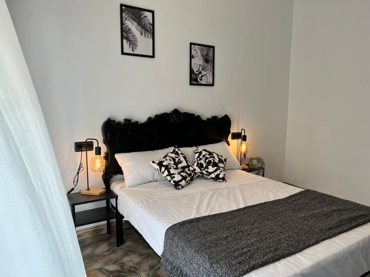 Las Parras House - Casa En Torredelcampo Ngoại thất bức ảnh